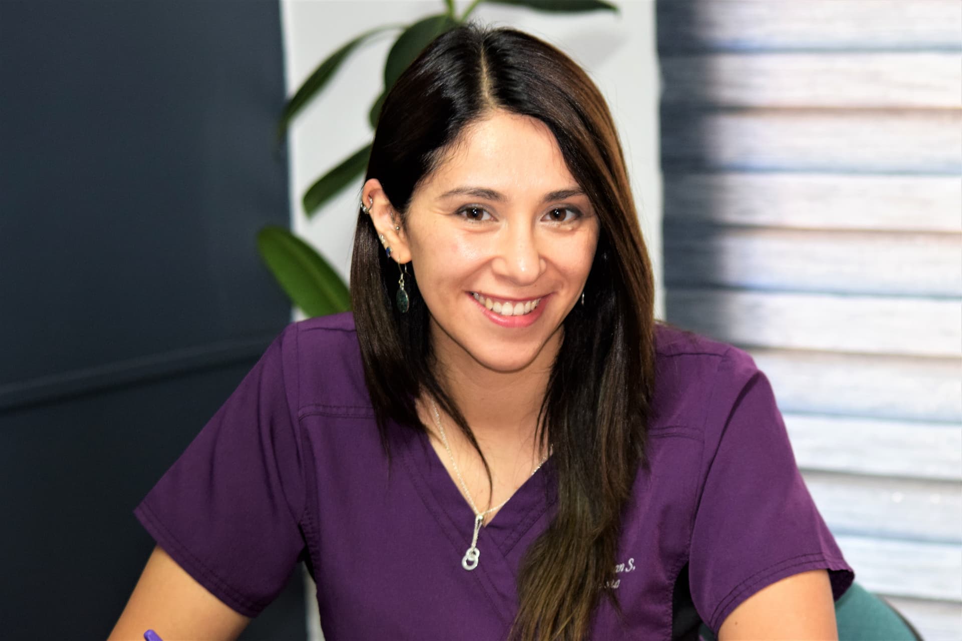 Nutricionista Emilia Giacaman en retrato profesional